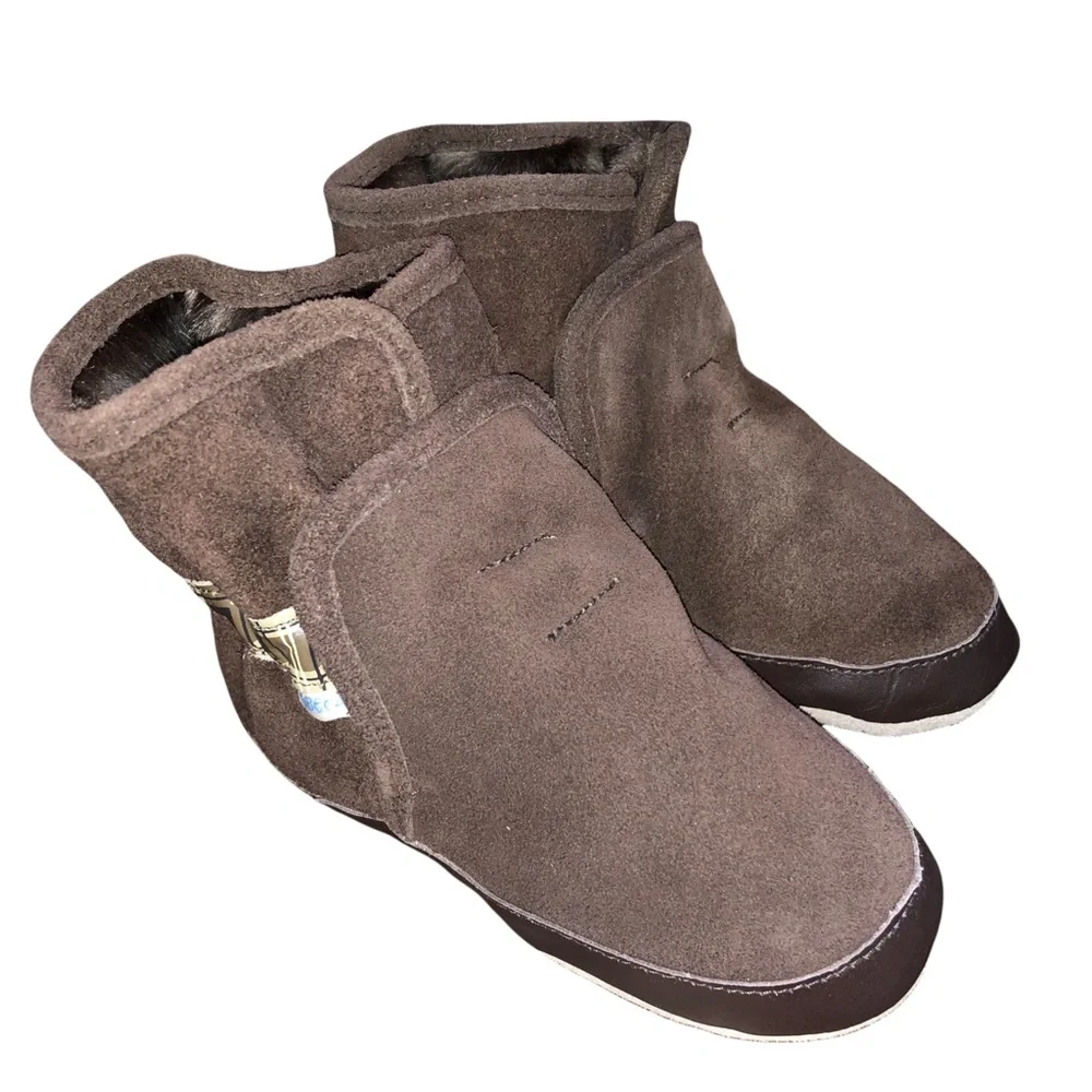 🌟LIKE NEW🌟 Robeez Cozy Ankle Bootie in Brown